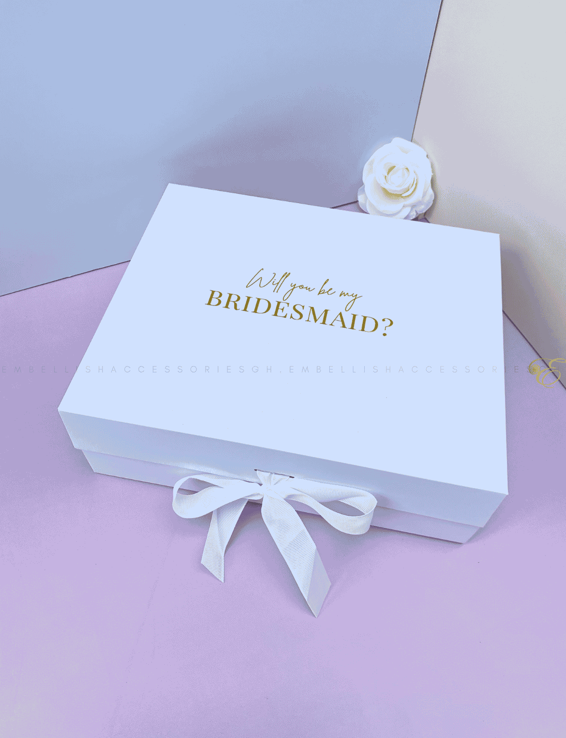 White bridesmaid proposal box for small to medium gifts