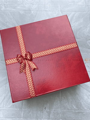 Large square box for gifts