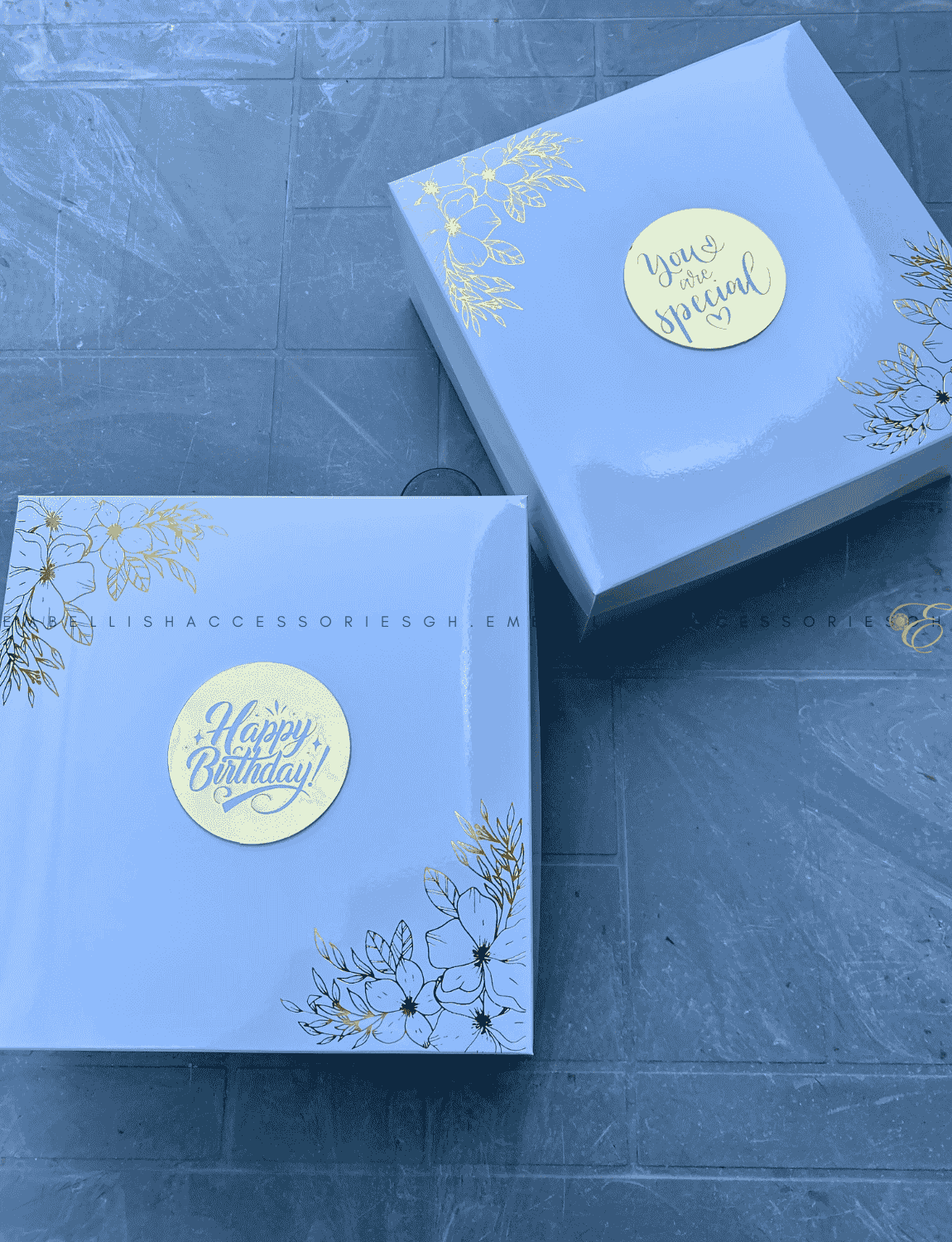 Mini square gift box