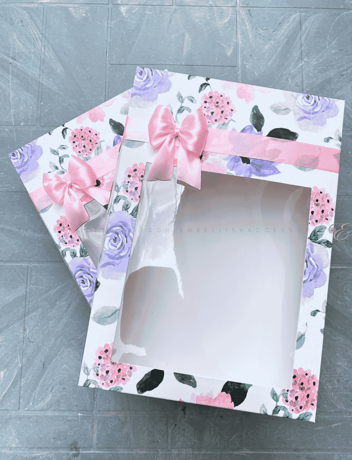 Pink flowery Gift Box for cute gifts