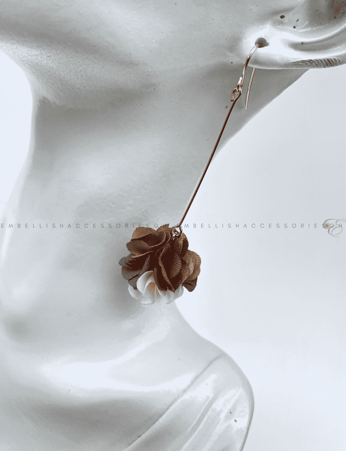 Brown flowery earrings