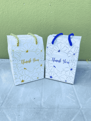 Souvenir box for mugs