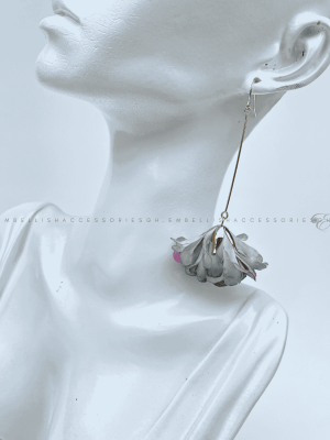 Pale green flowery earrings