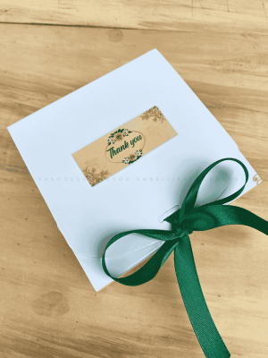 Green flip face towel box