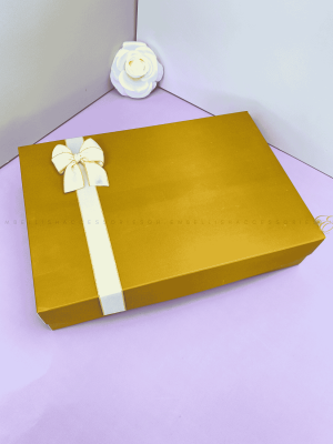 Gold Box E for 12yards fabric and other gifts