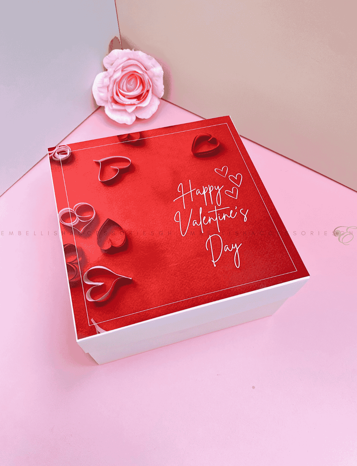 Mini box for small valentine gifts