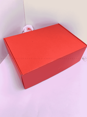 Red Corrugated Box for packaging medium to large gifts
