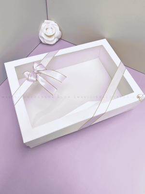 Pink snack box for cute gifts or breakfast packages