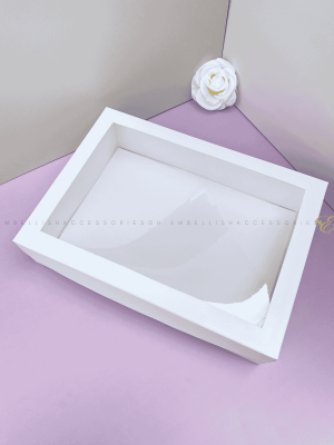 Snack box for mini breakfast or lunch packages