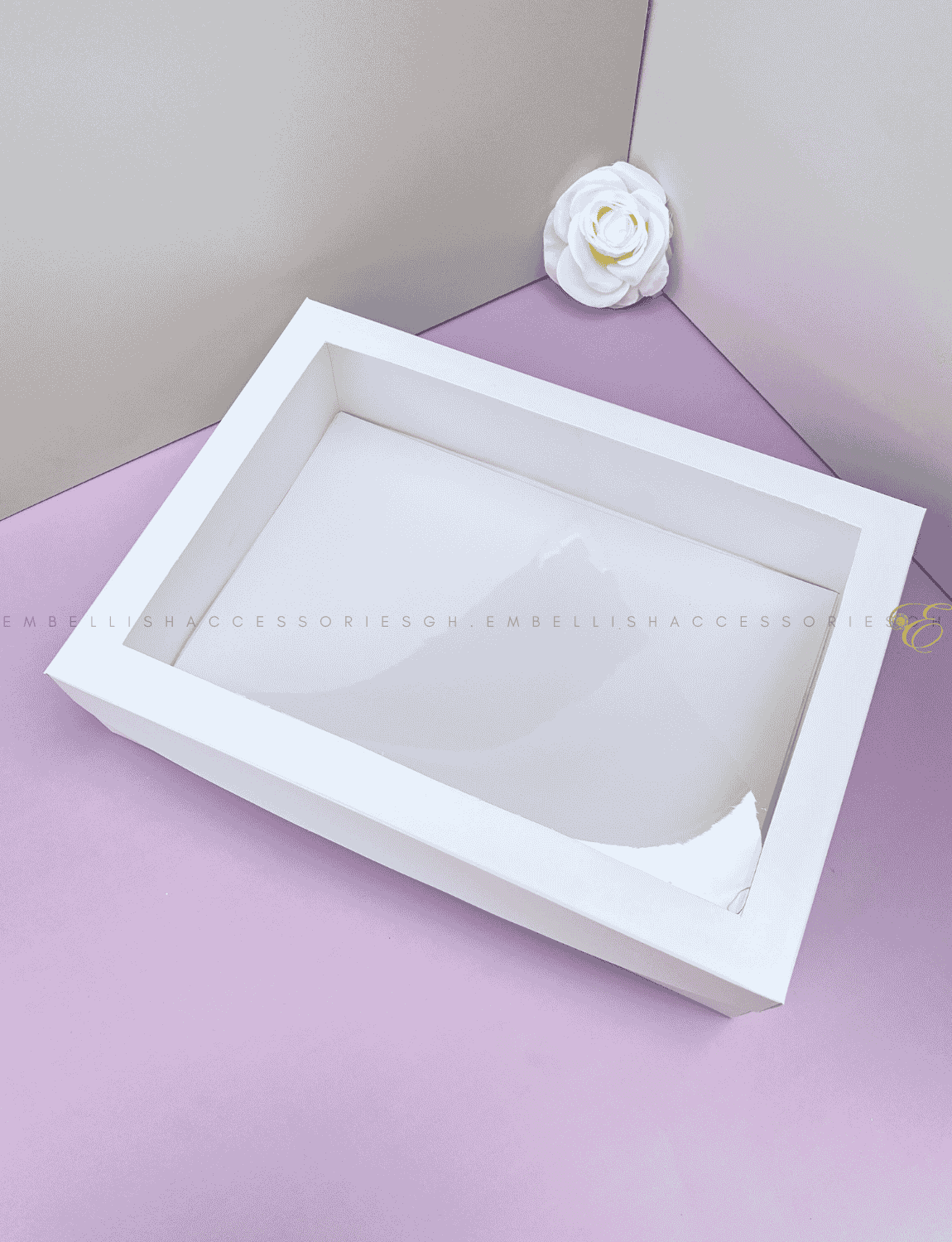 Snack box for mini breakfast or lunch packages