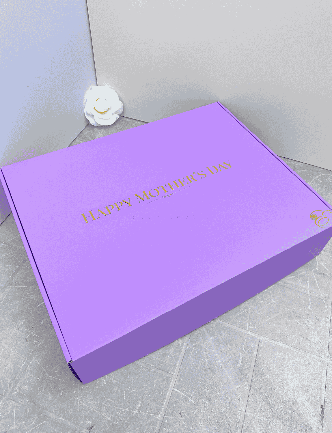 Lilac mothers day corrugated box