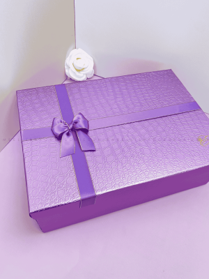 Lilac rigid box for heavy gift items