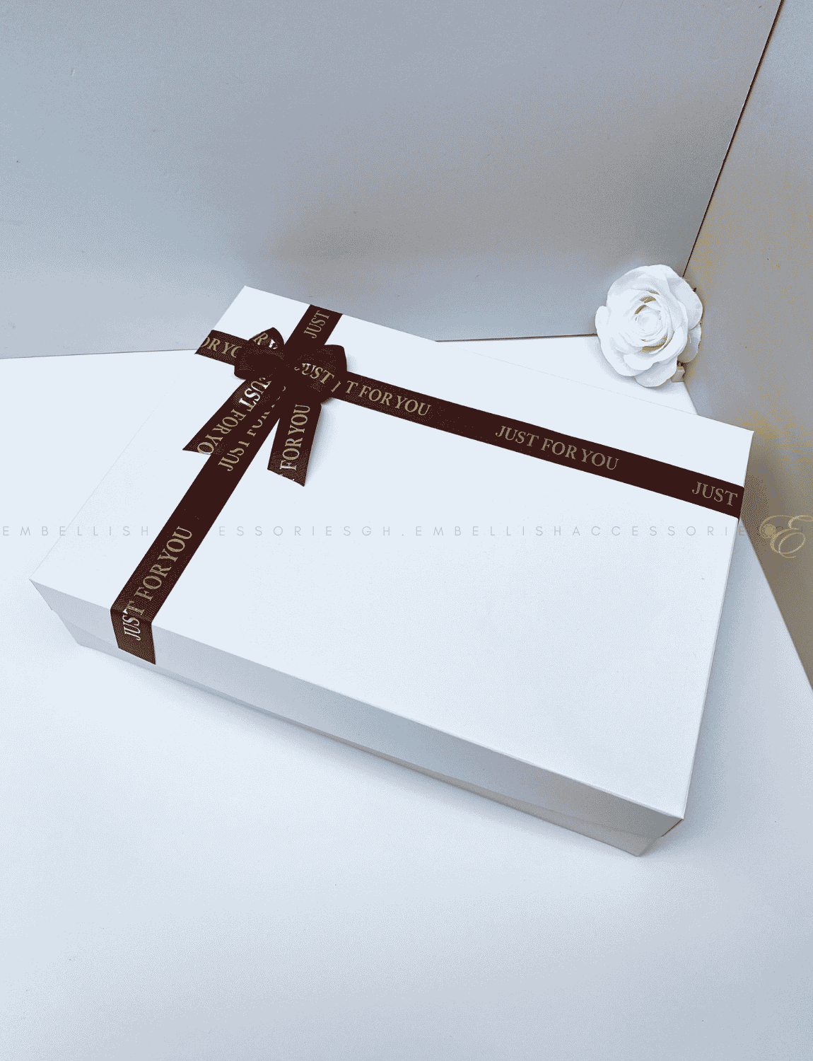 Just for you box with sturdy base for everyday gifts