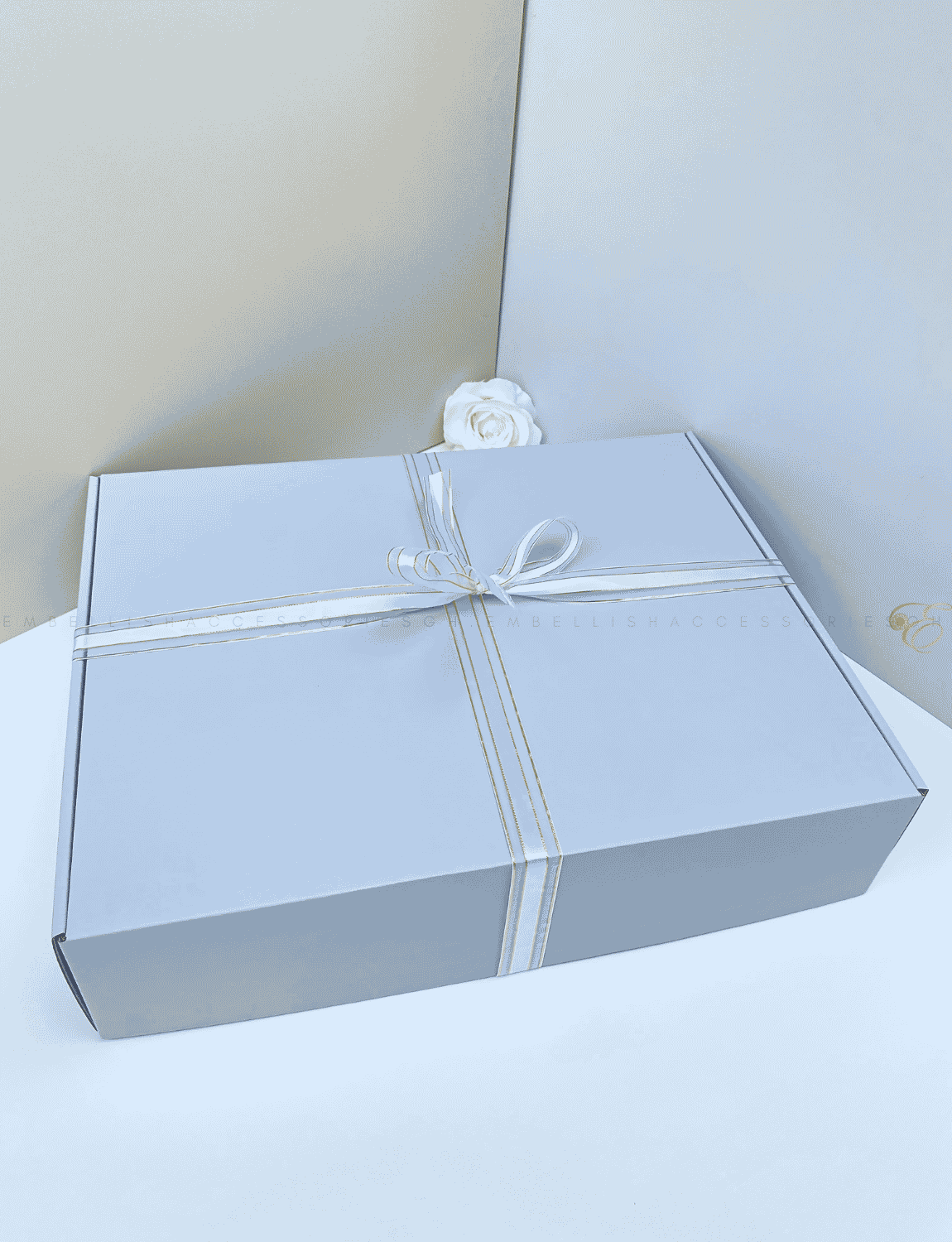 Grey Corrugated Box for medium to large gifts