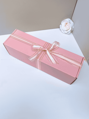 Versatile corrugated gift box for packaging wine, 6yards fabric or a pair of slippers