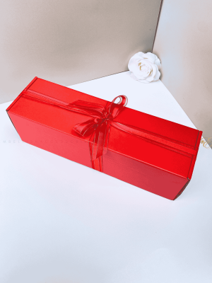 Versatile corrugated gift box for packaging wine, 6yards fabric or a pair of slippers