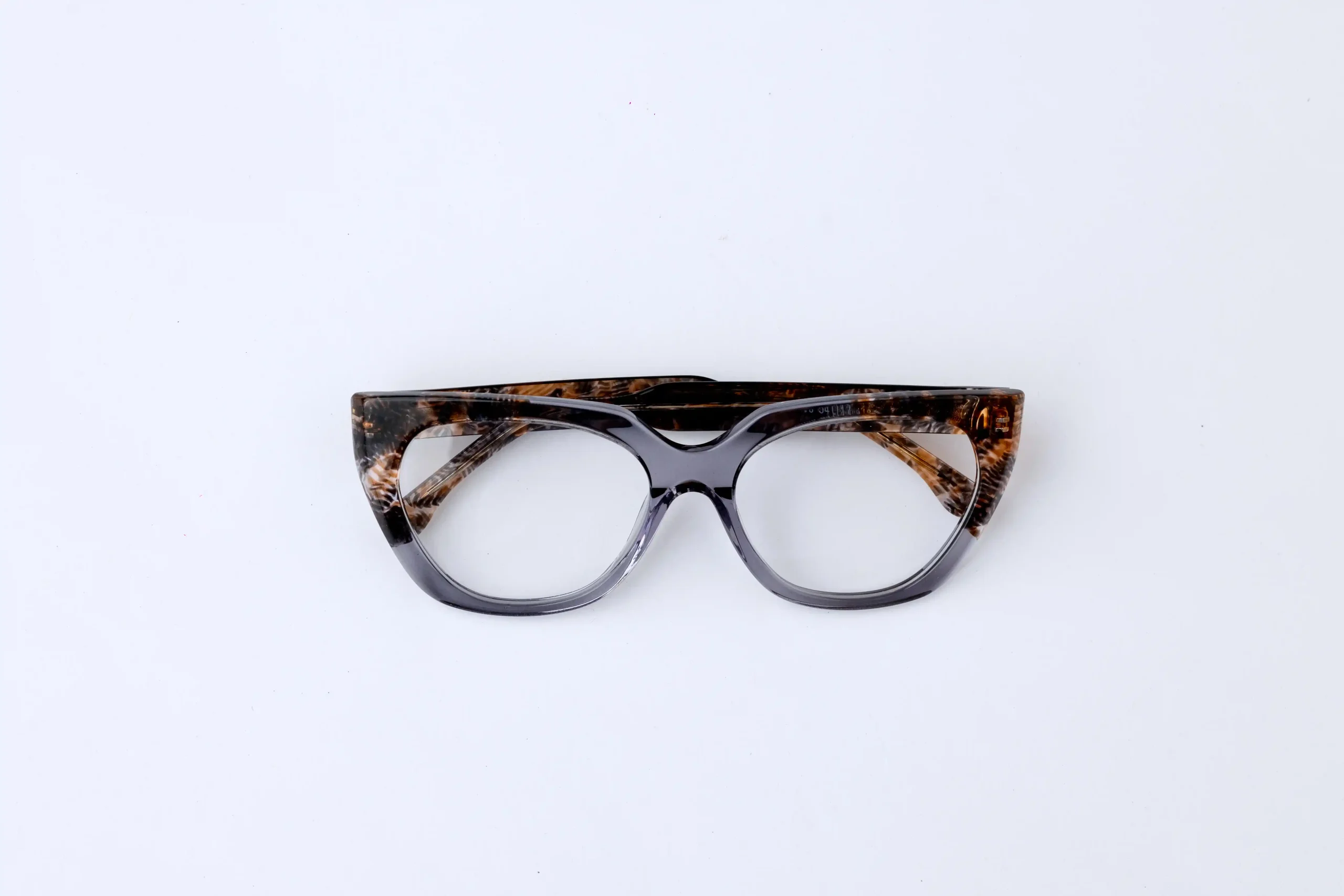 Premium Frames - Women 27 - Image 2