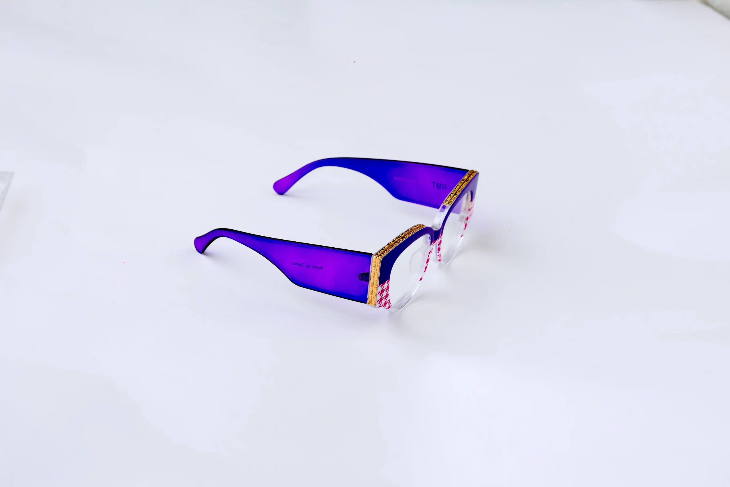Premium Frames - Women 10 - Image 2